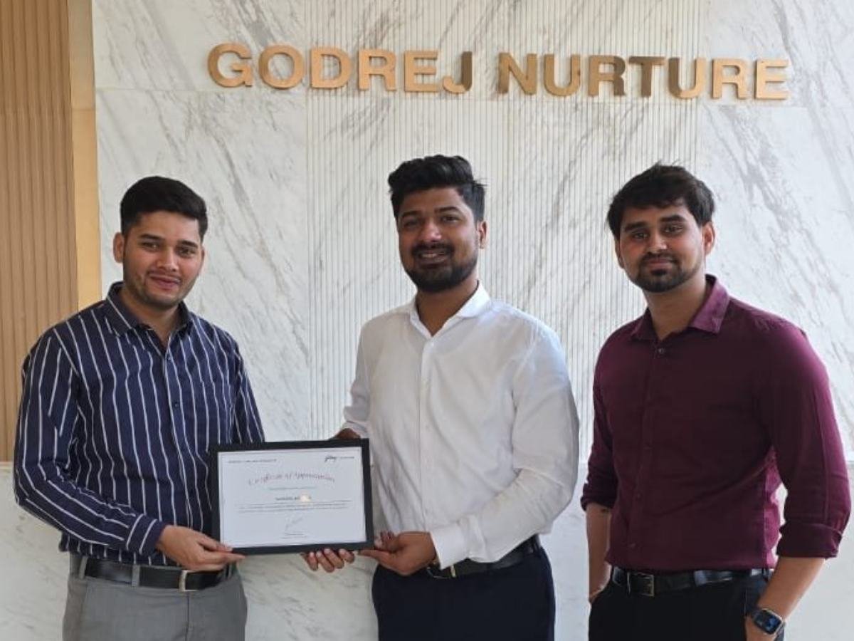 Golden Era team at Godrej Nurture with certificate of appreciation